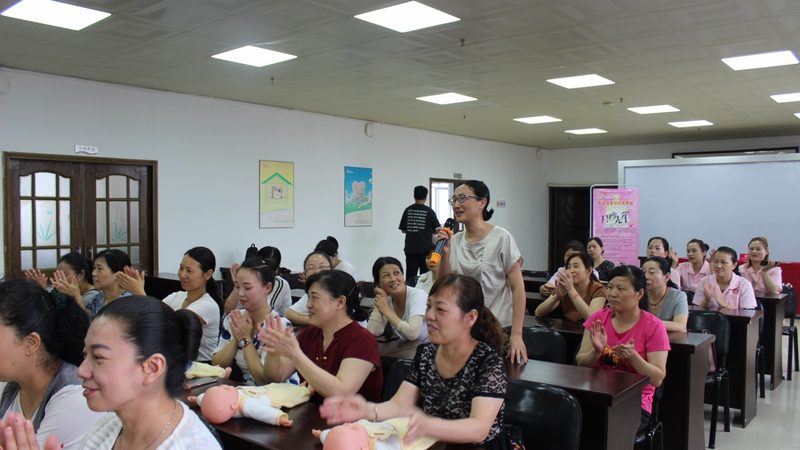 育婴师证报考，新手爸妈的育儿助手之路