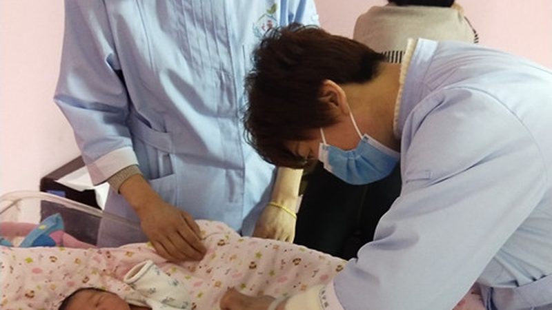 婴儿洗澡防滑垫生产厂家直销